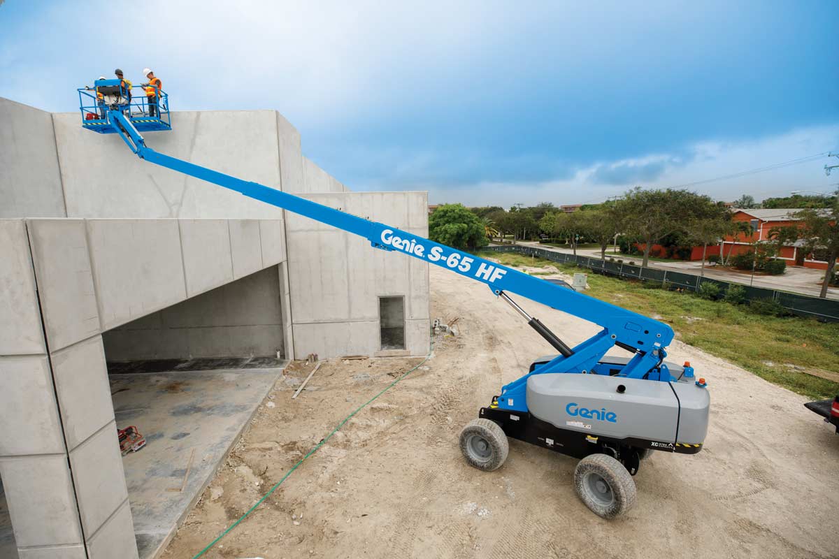 Xe nâng người tự hành Boom Lift