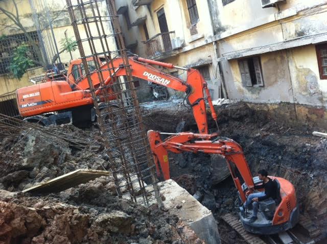 bao-gia-may-xuc-gia-re