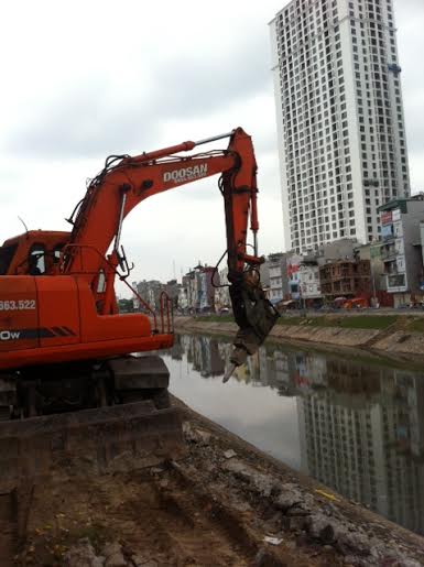 bao-gia-may-xuc-tai-quang-yen